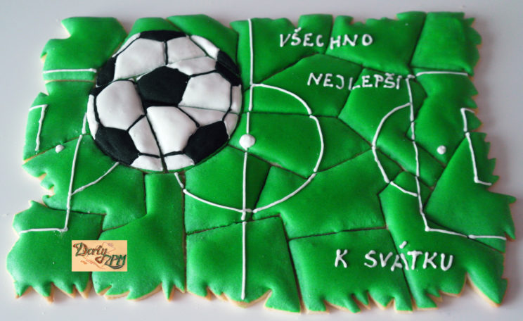 sušenky,puzzle,fotbal