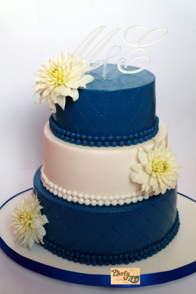 dort,svatební,jiřiny,modrý,bílý,monogram